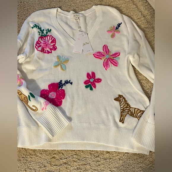 Lilly Pulitzer Sweaters - Brand new Lilly Pulitzer xl endless summer tensely sweater